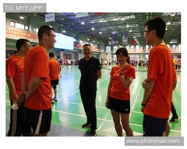 重庆羽毛球队与成都羽毛球队速度对比赛后复盘分析与启示