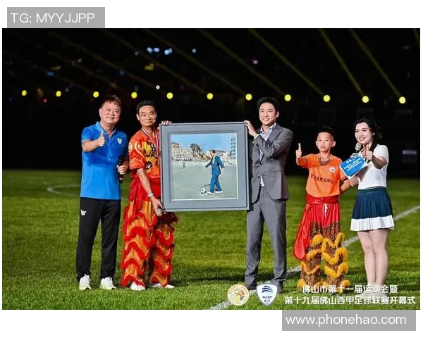 一流足球明星的辉煌历程与背后故事揭秘